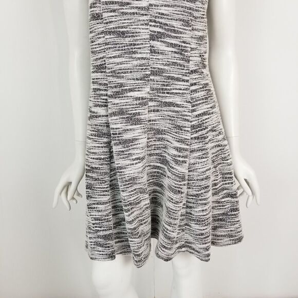 The Limited Womens Size Small Black & White V Neck Sleeveless Fit & Flare Dress - Picture 3 of 6
